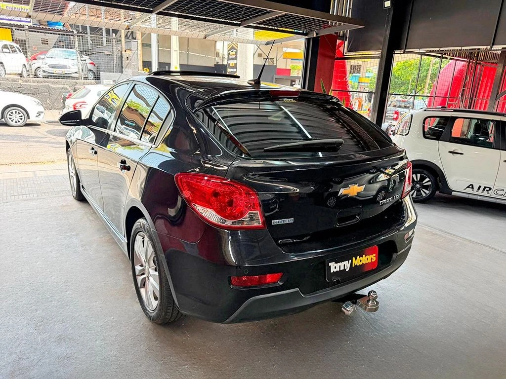 CHEVROLET CRUZE