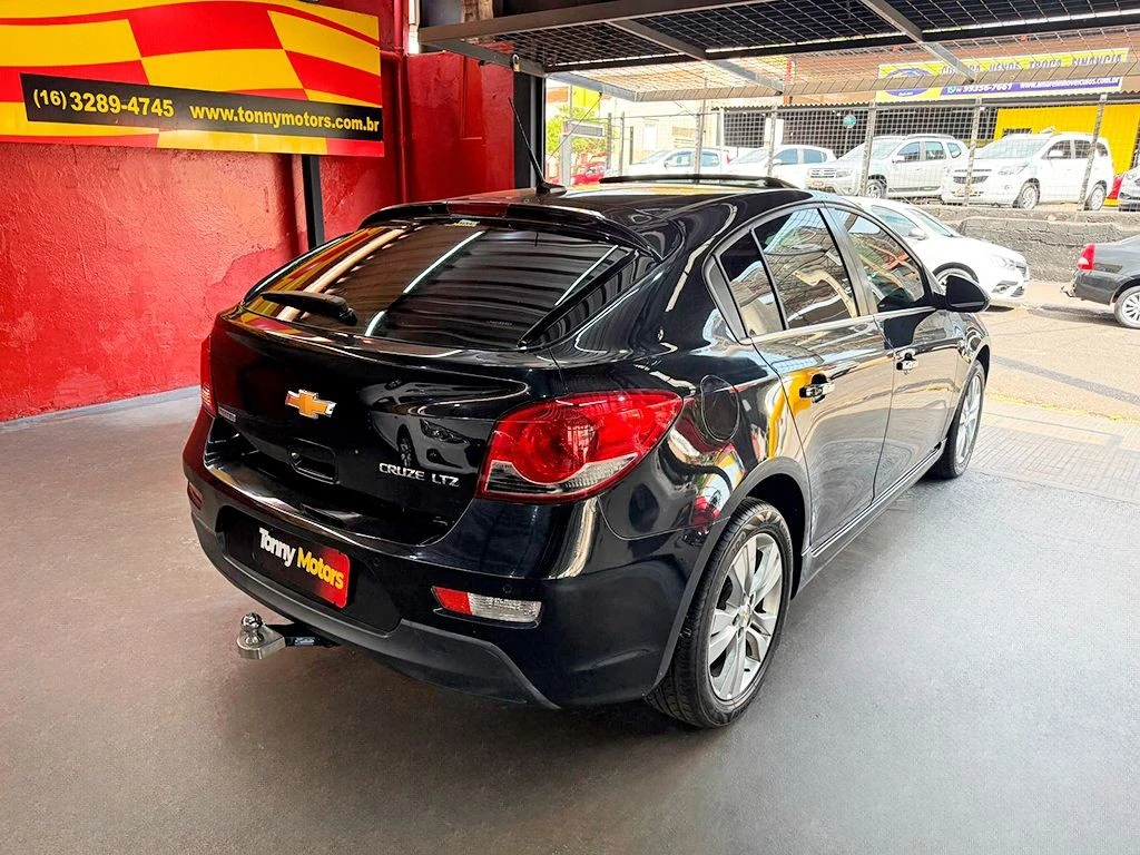 CHEVROLET CRUZE
