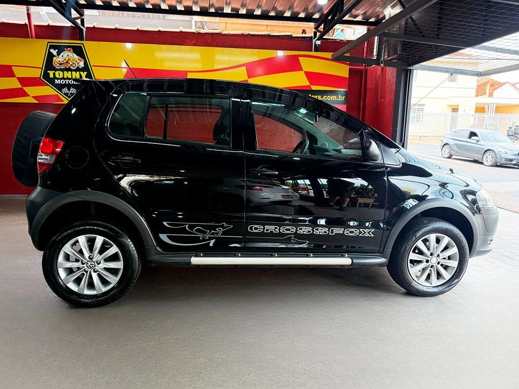 VOLKSWAGEN CROSSFOX