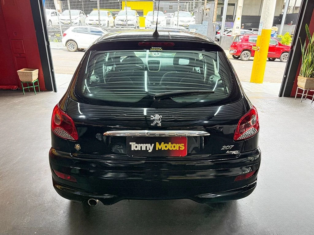 PEUGEOT 207