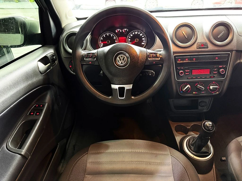 VOLKSWAGEN GOL