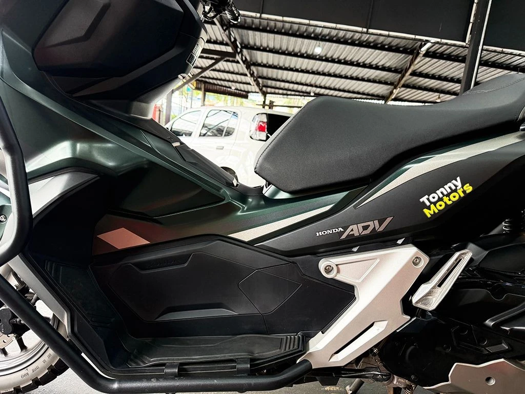 HONDA ADV 150