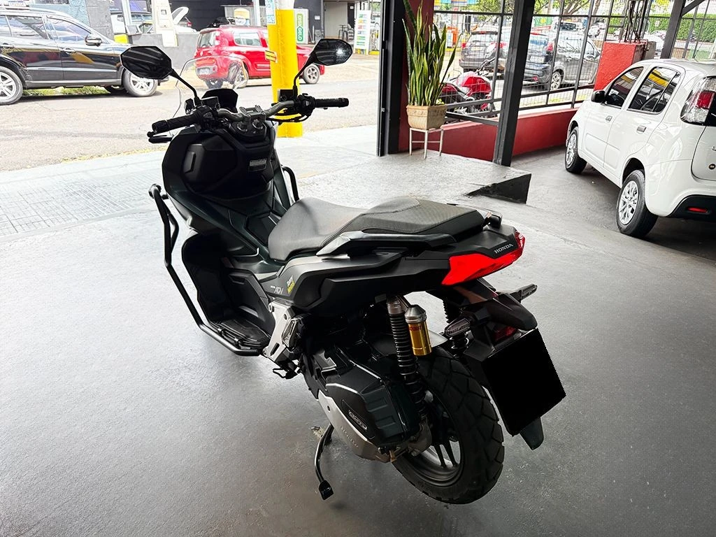 HONDA ADV 150