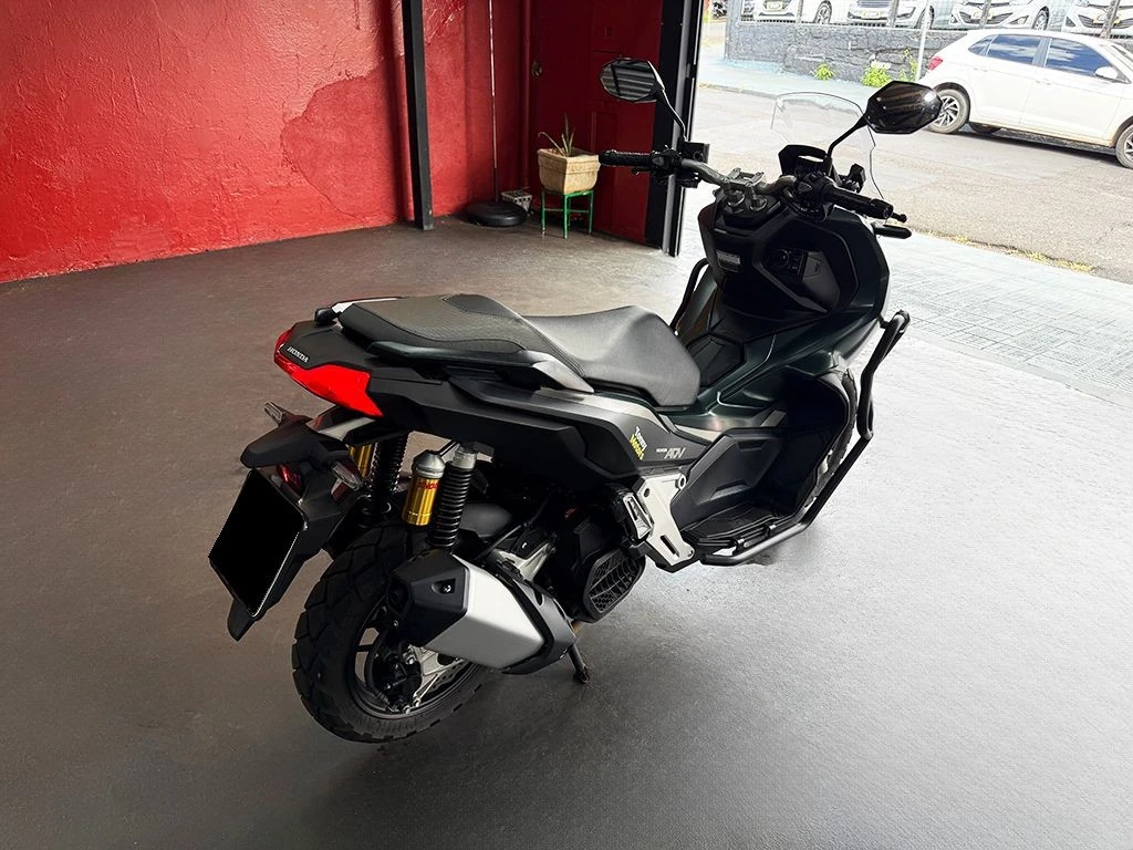HONDA ADV 150