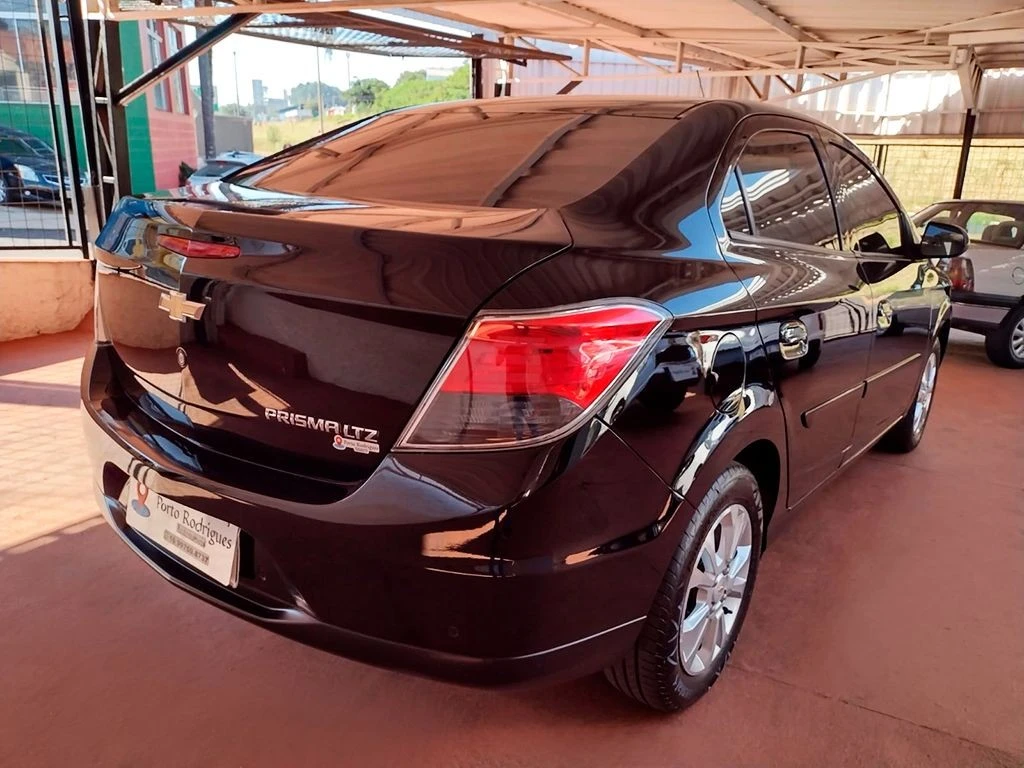 CHEVROLET PRISMA