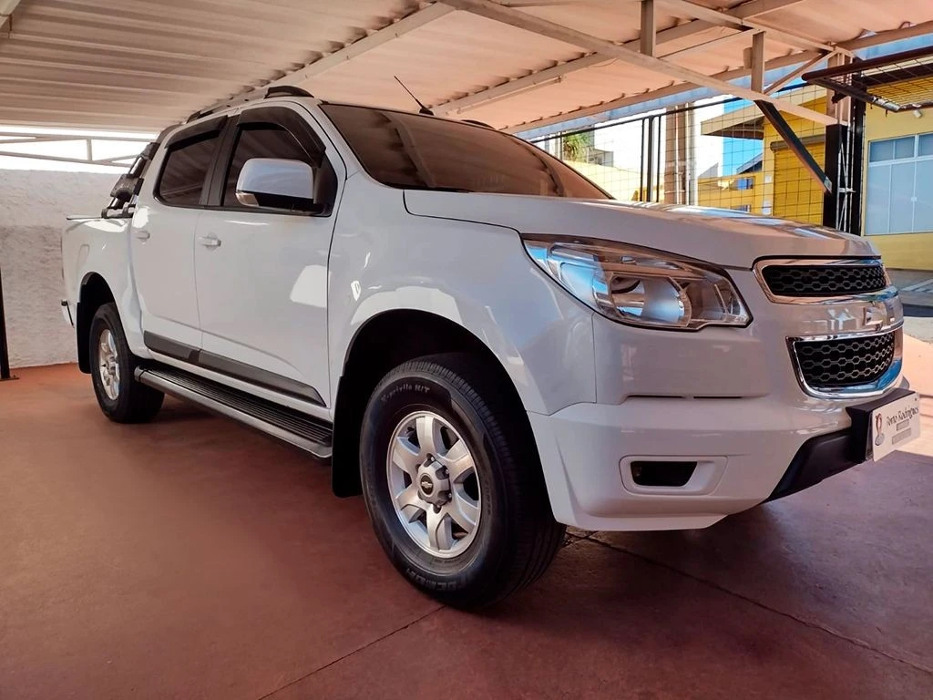 CHEVROLET S10