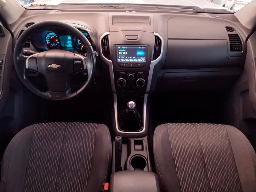 CHEVROLET S10