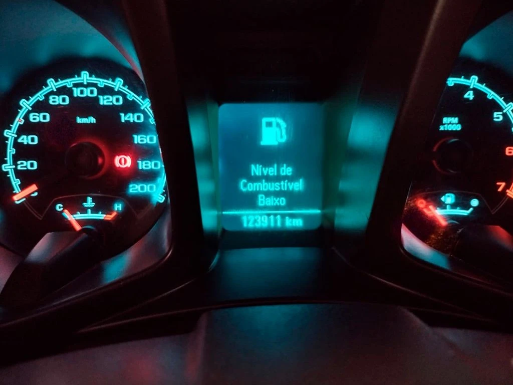 CHEVROLET S10