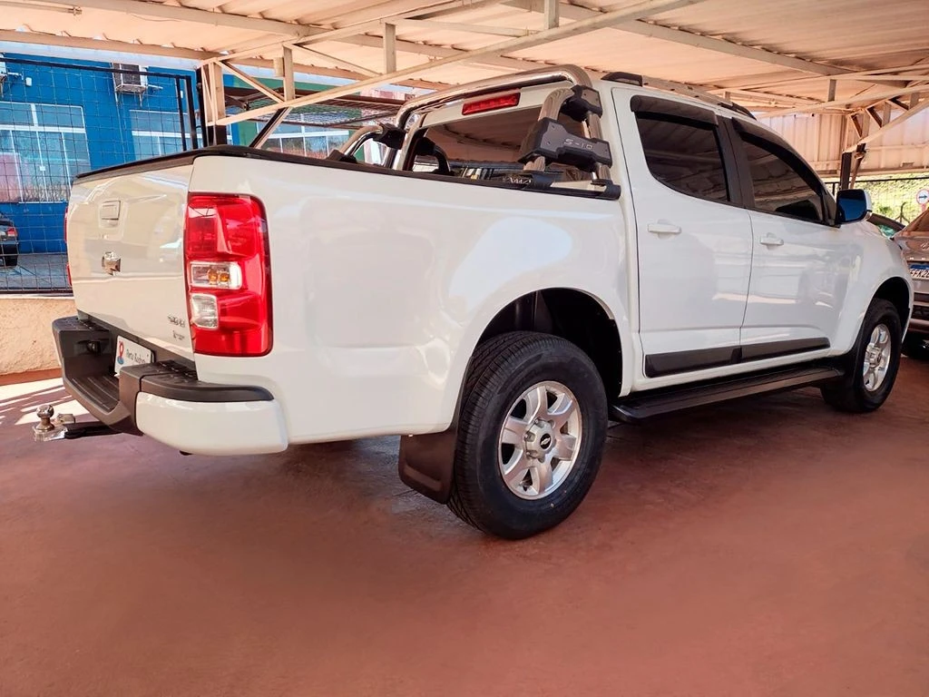 CHEVROLET S10