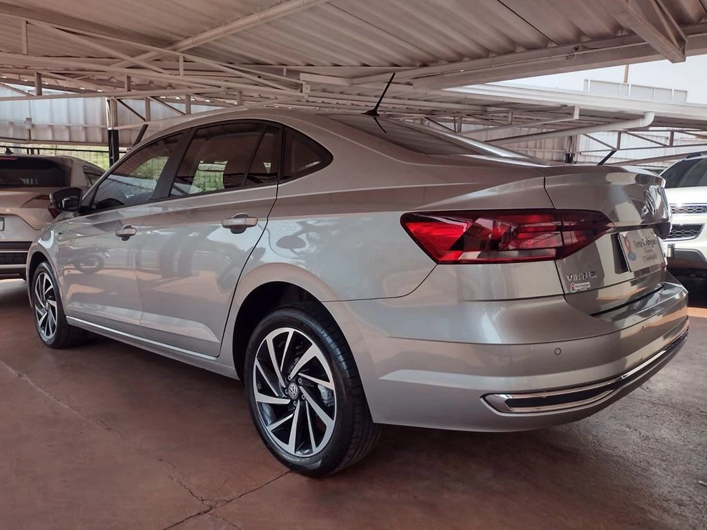 VOLKSWAGEN VIRTUS