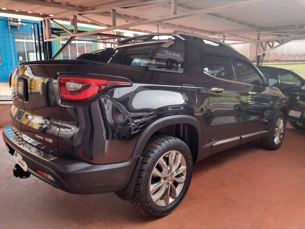 FIAT TORO
