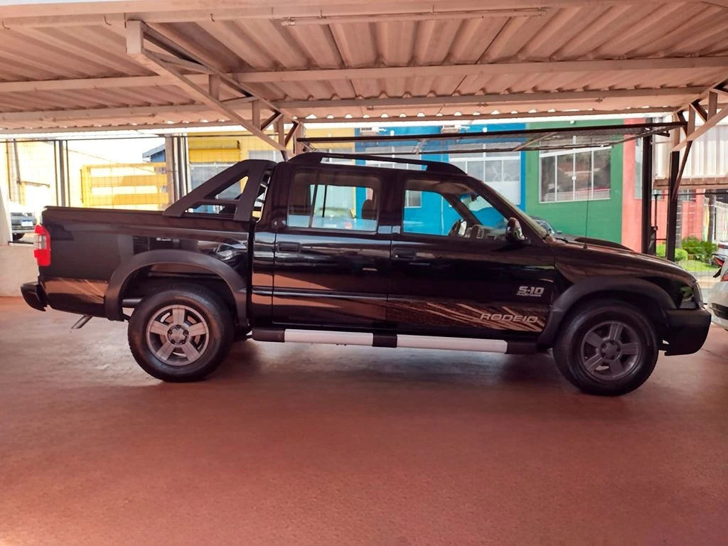 CHEVROLET S10