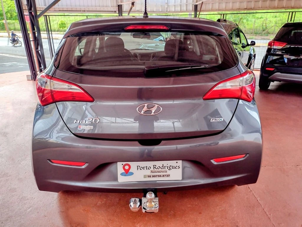 HYUNDAI HB20