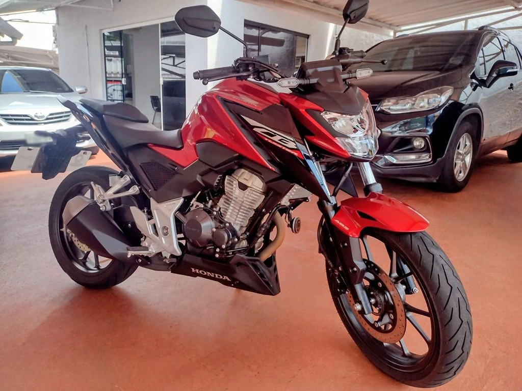 HONDA CB 300F TWISTER CBS