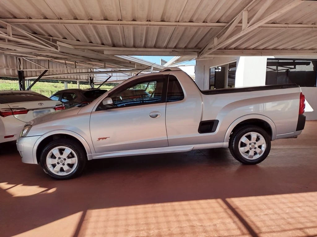 CHEVROLET MONTANA