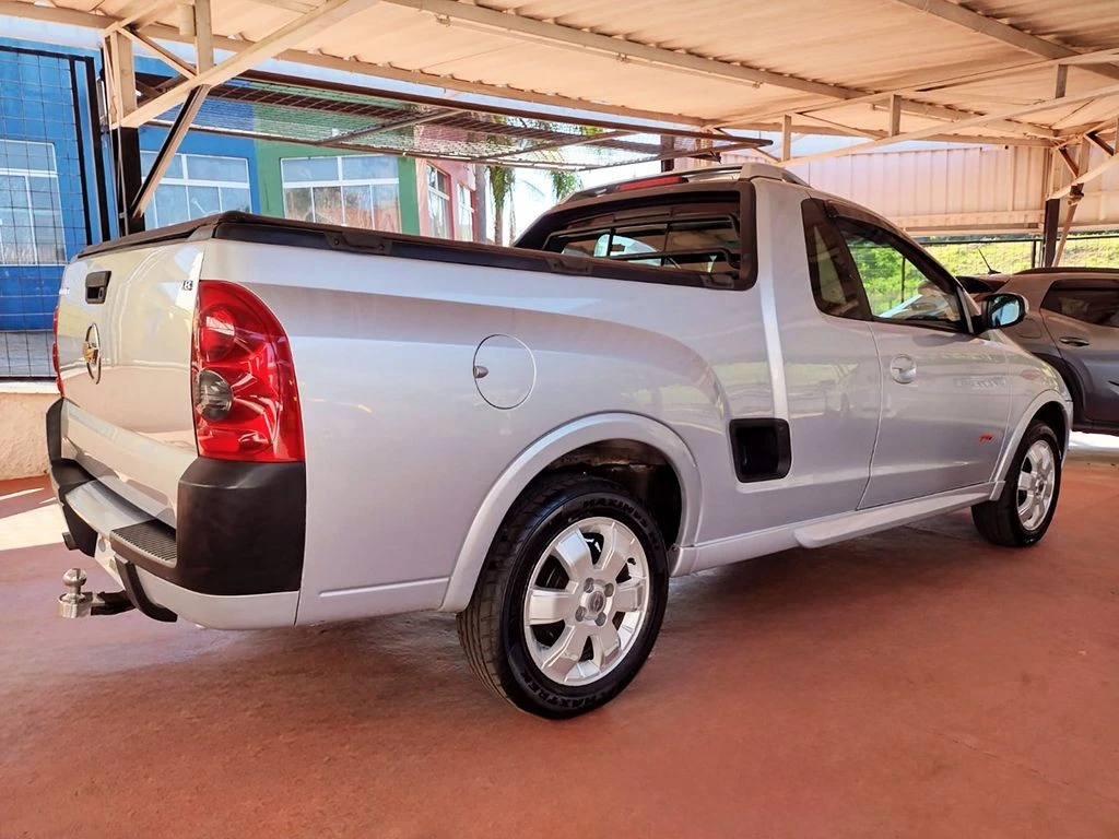 CHEVROLET MONTANA