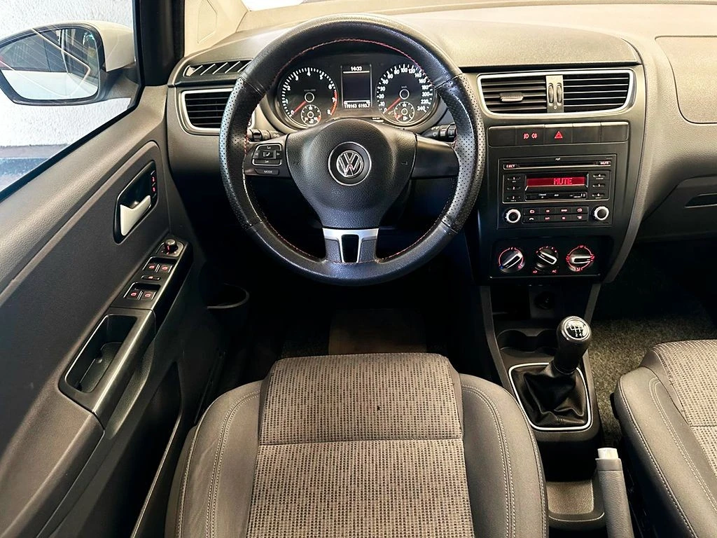 VOLKSWAGEN FOX