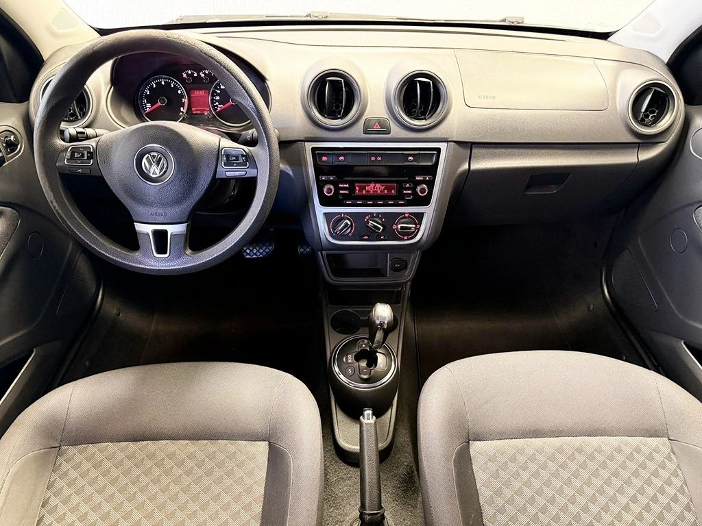 VOLKSWAGEN VOYAGE