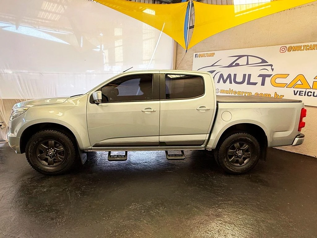 CHEVROLET S10