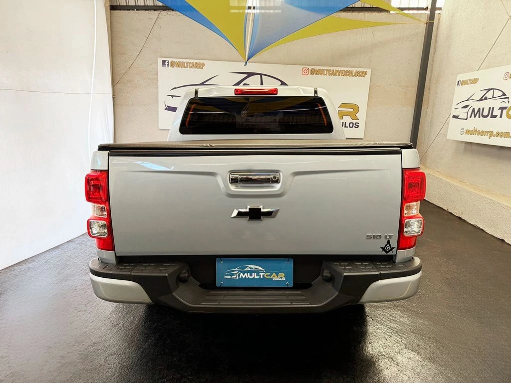 CHEVROLET S10