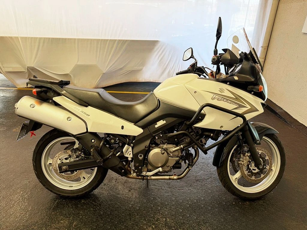 SUZUKI V STROM 650
