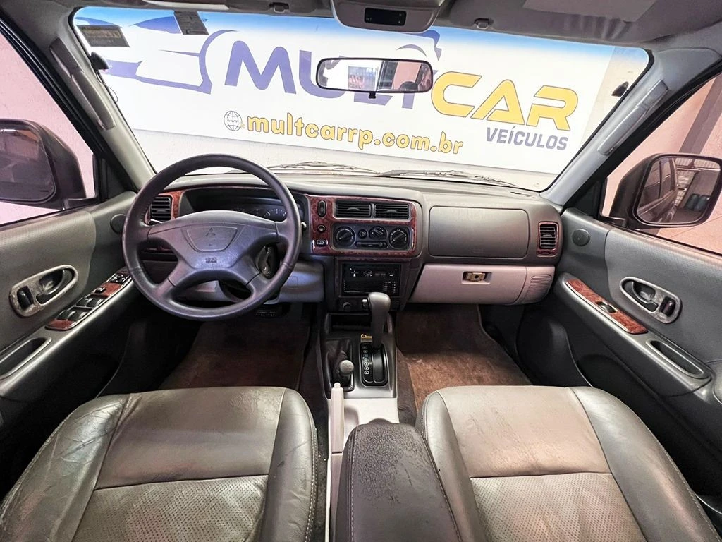 MITSUBISHI PAJERO SPORT