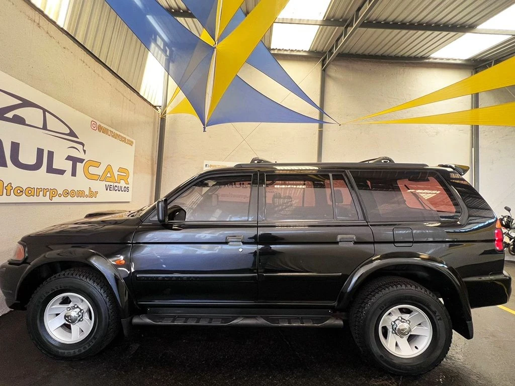 MITSUBISHI PAJERO SPORT