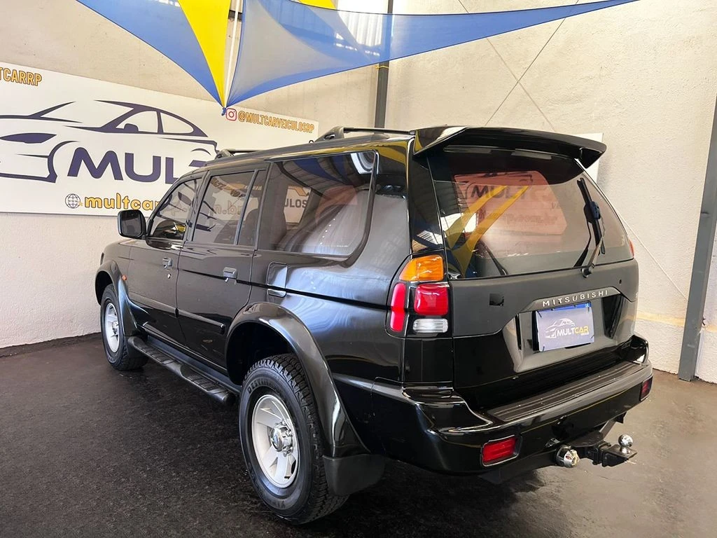 MITSUBISHI PAJERO SPORT