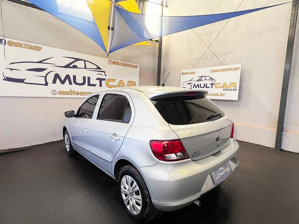 VOLKSWAGEN GOL