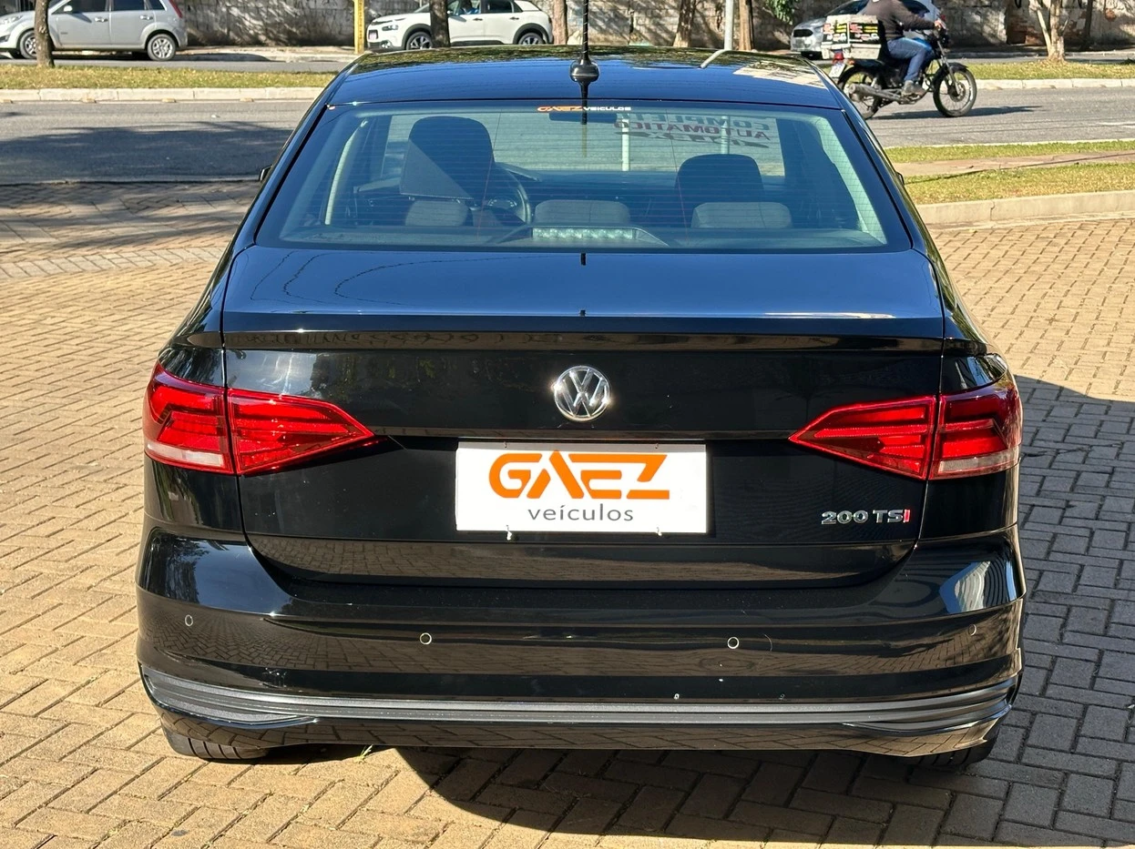 VOLKSWAGEN VIRTUS