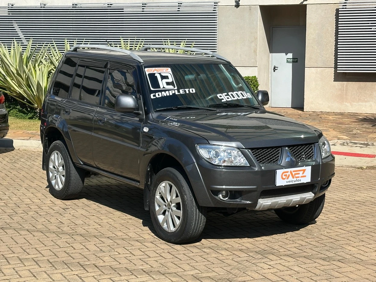 MITSUBISHI PAJERO TR4