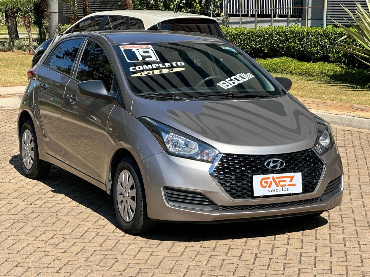 HYUNDAI HB20