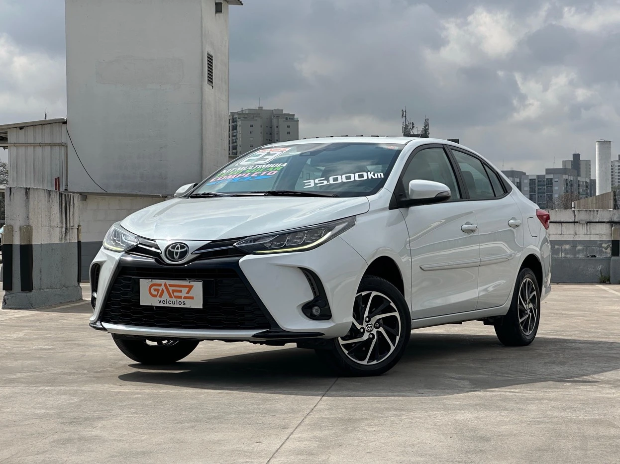 TOYOTA YARIS