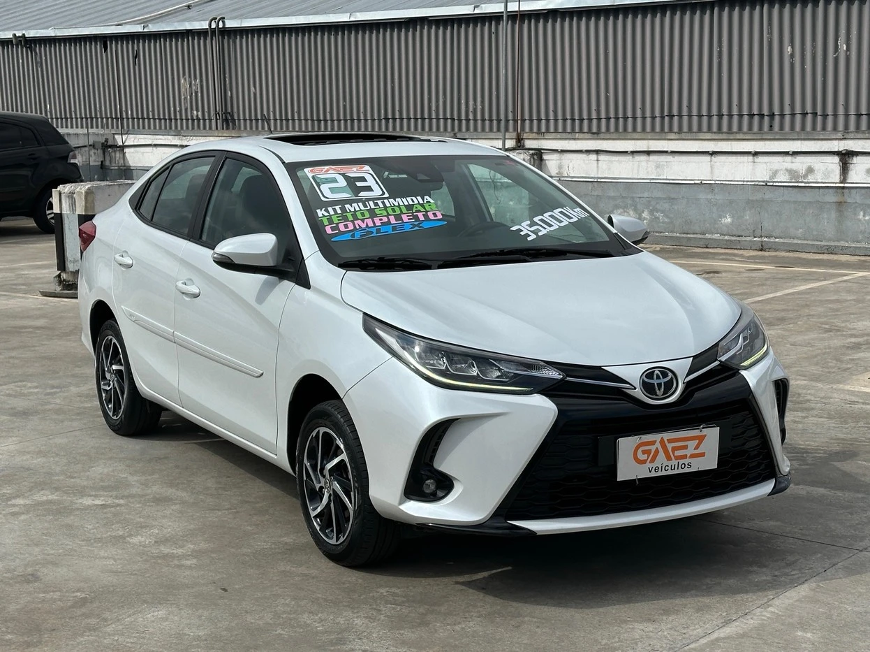 TOYOTA YARIS