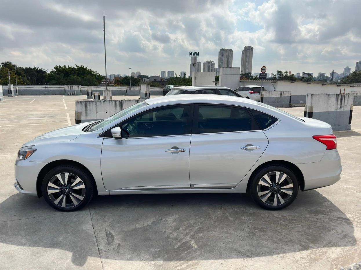 NISSAN SENTRA