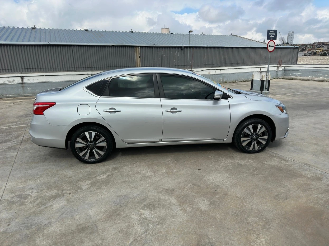 NISSAN SENTRA