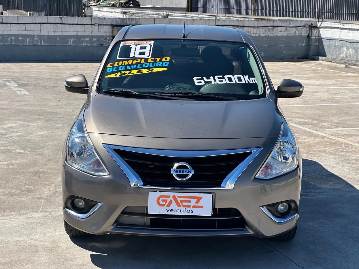 NISSAN VERSA