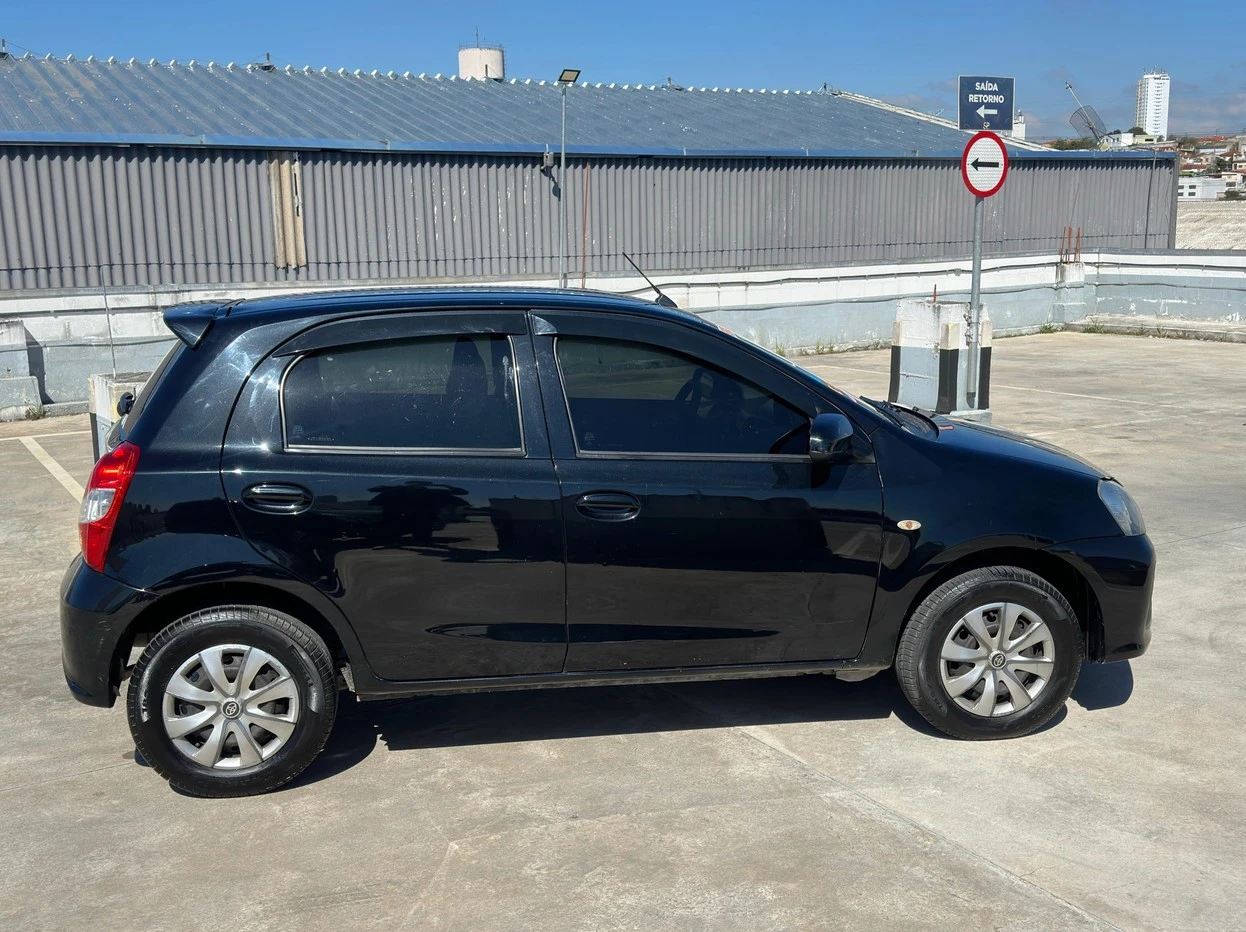 TOYOTA ETIOS