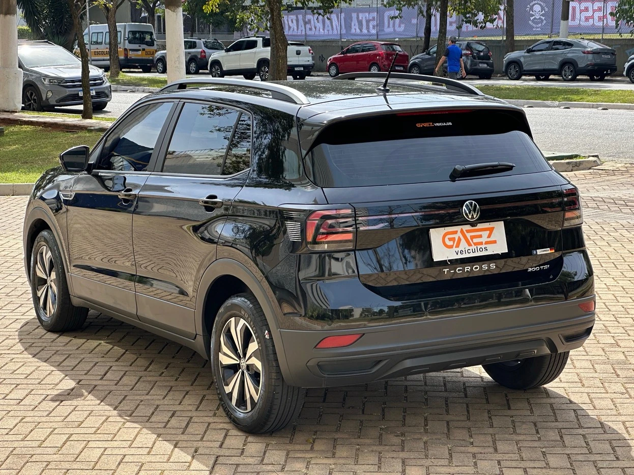 VOLKSWAGEN T-CROSS