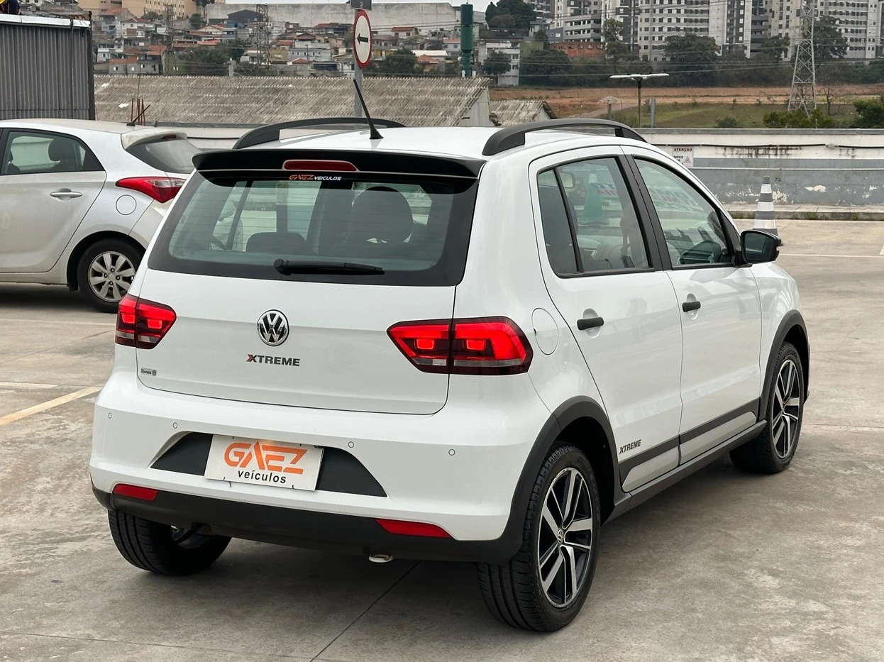 VOLKSWAGEN FOX