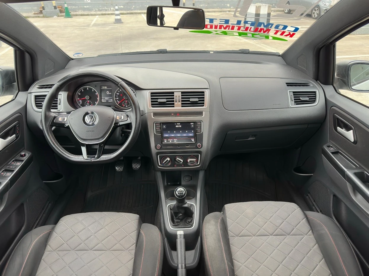 VOLKSWAGEN FOX