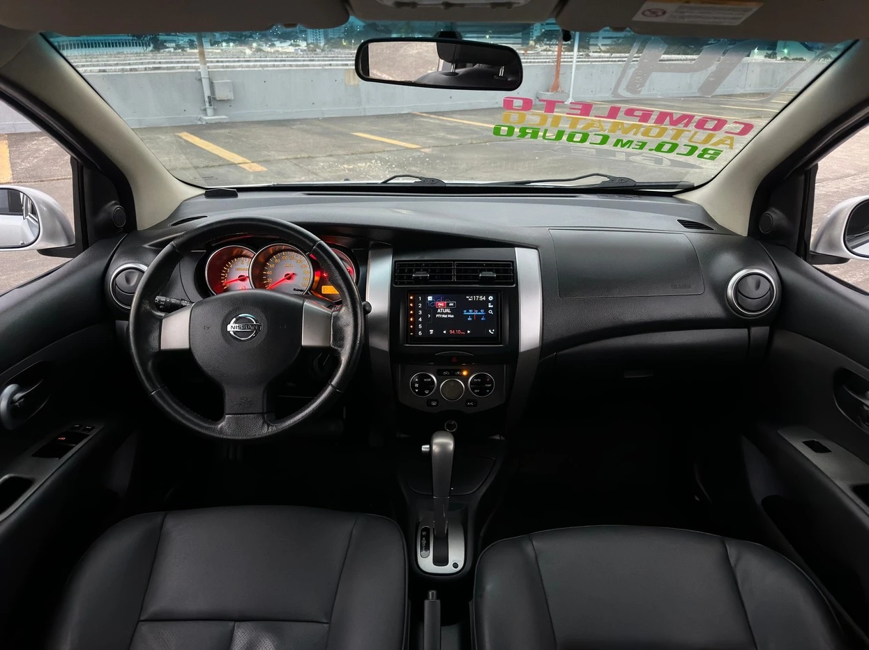 NISSAN LIVINA