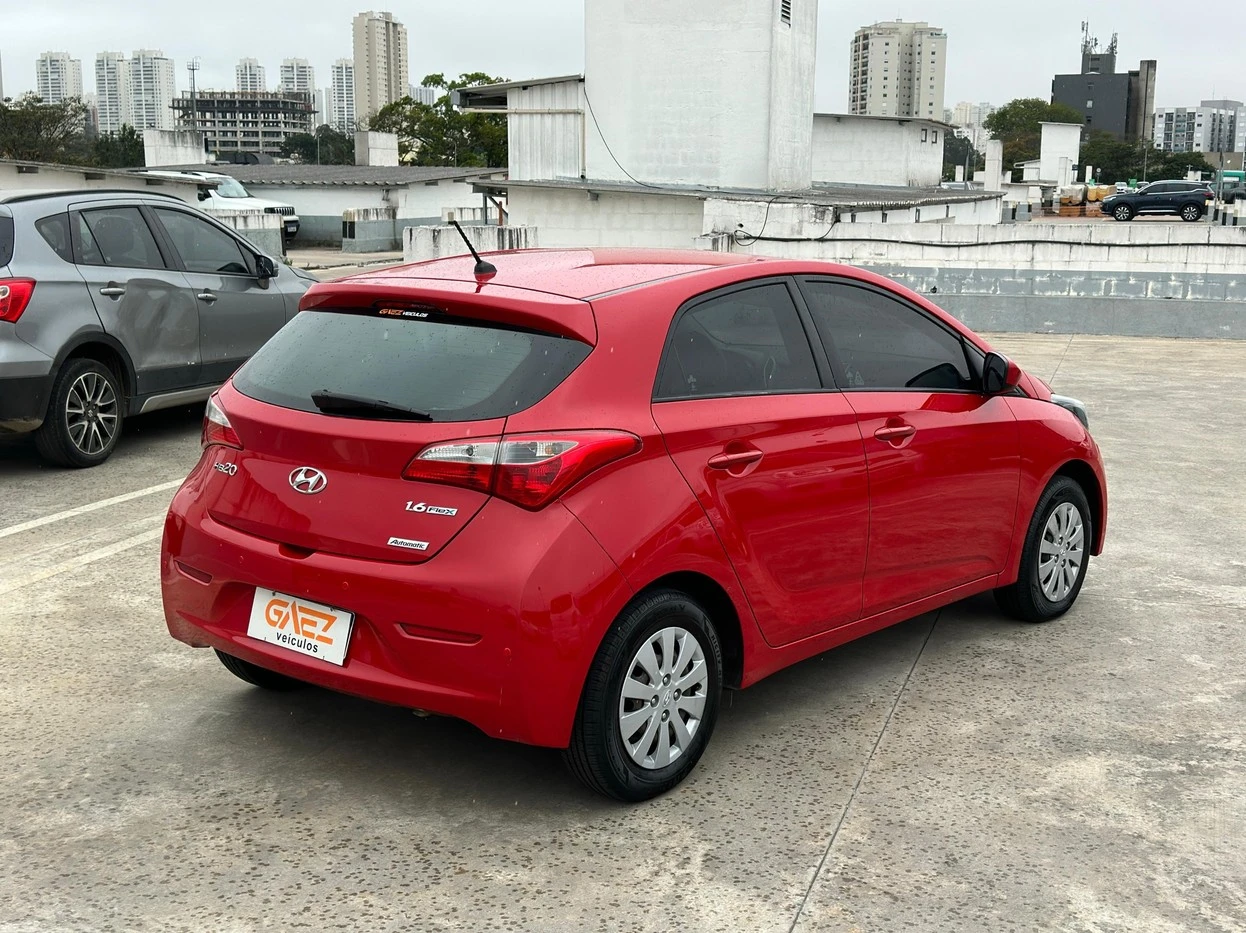 HYUNDAI HB20