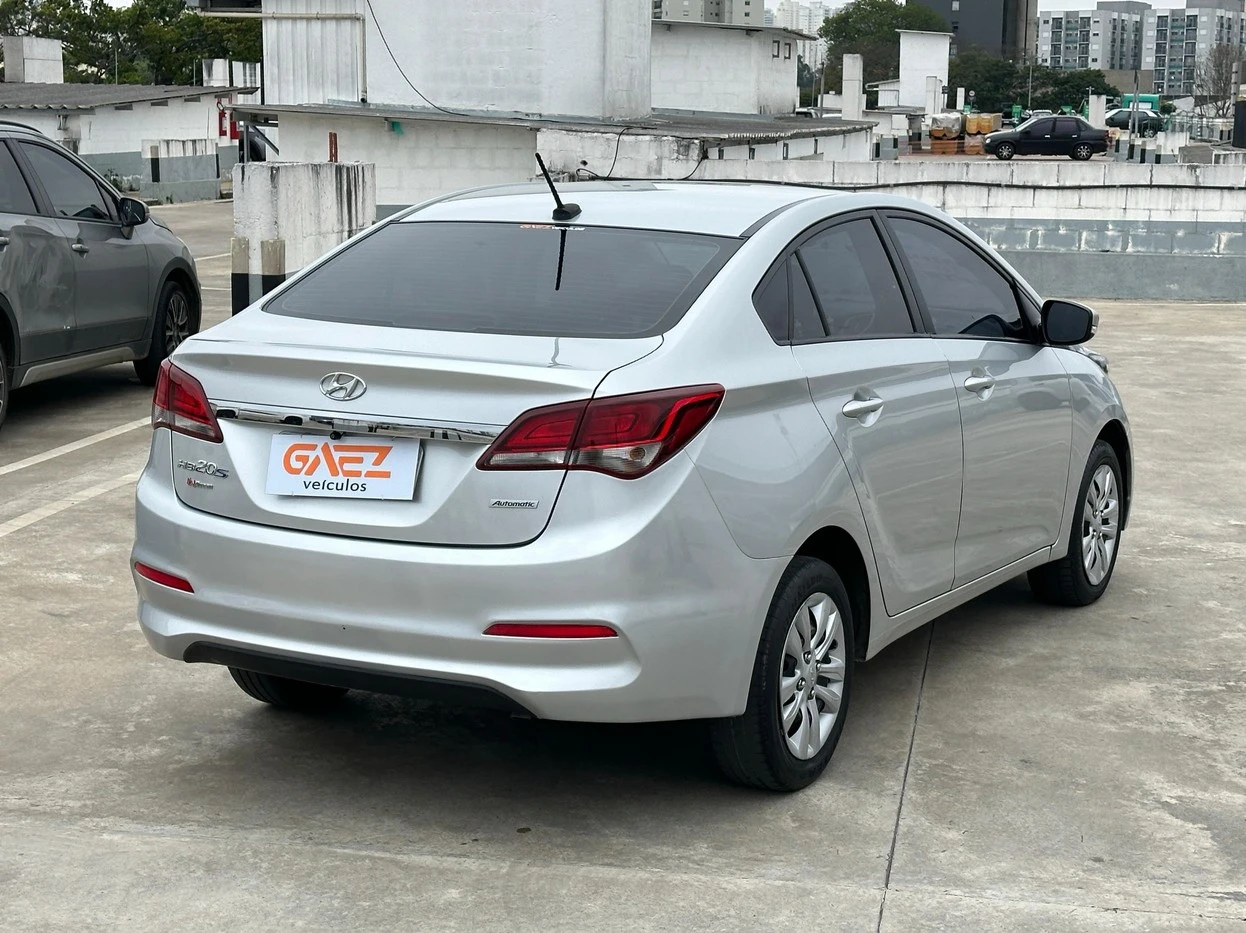 HYUNDAI HB20S
