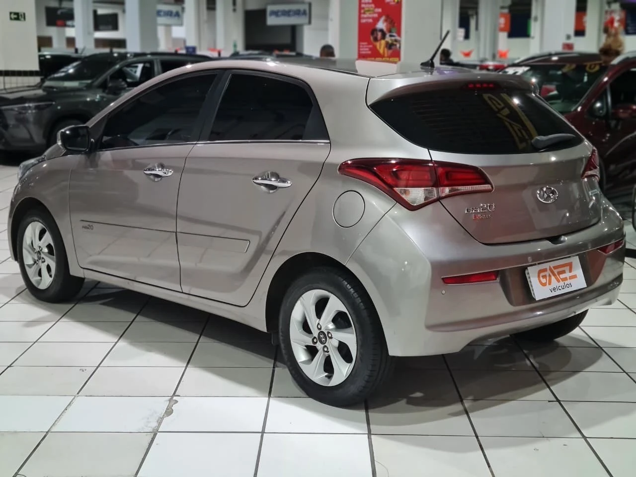 HYUNDAI HB20