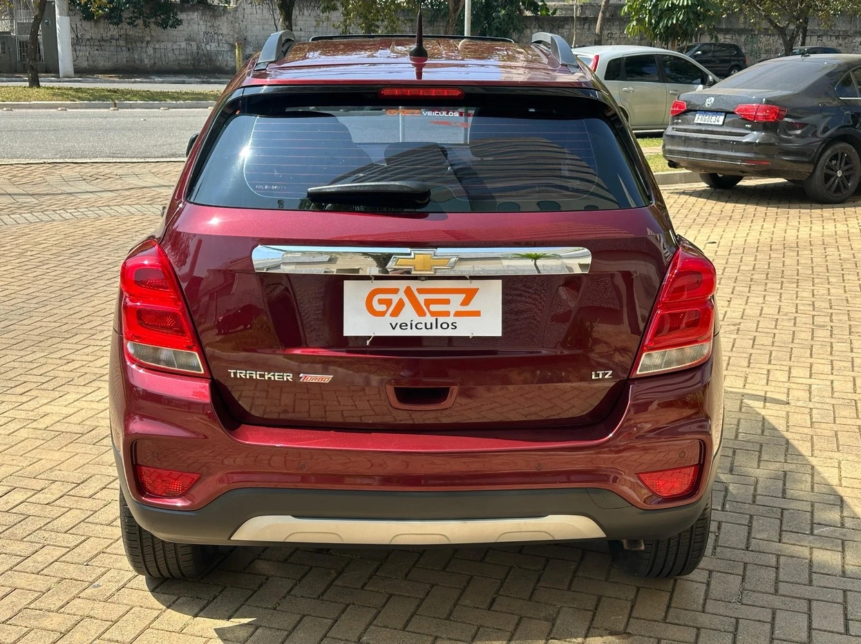 CHEVROLET TRACKER