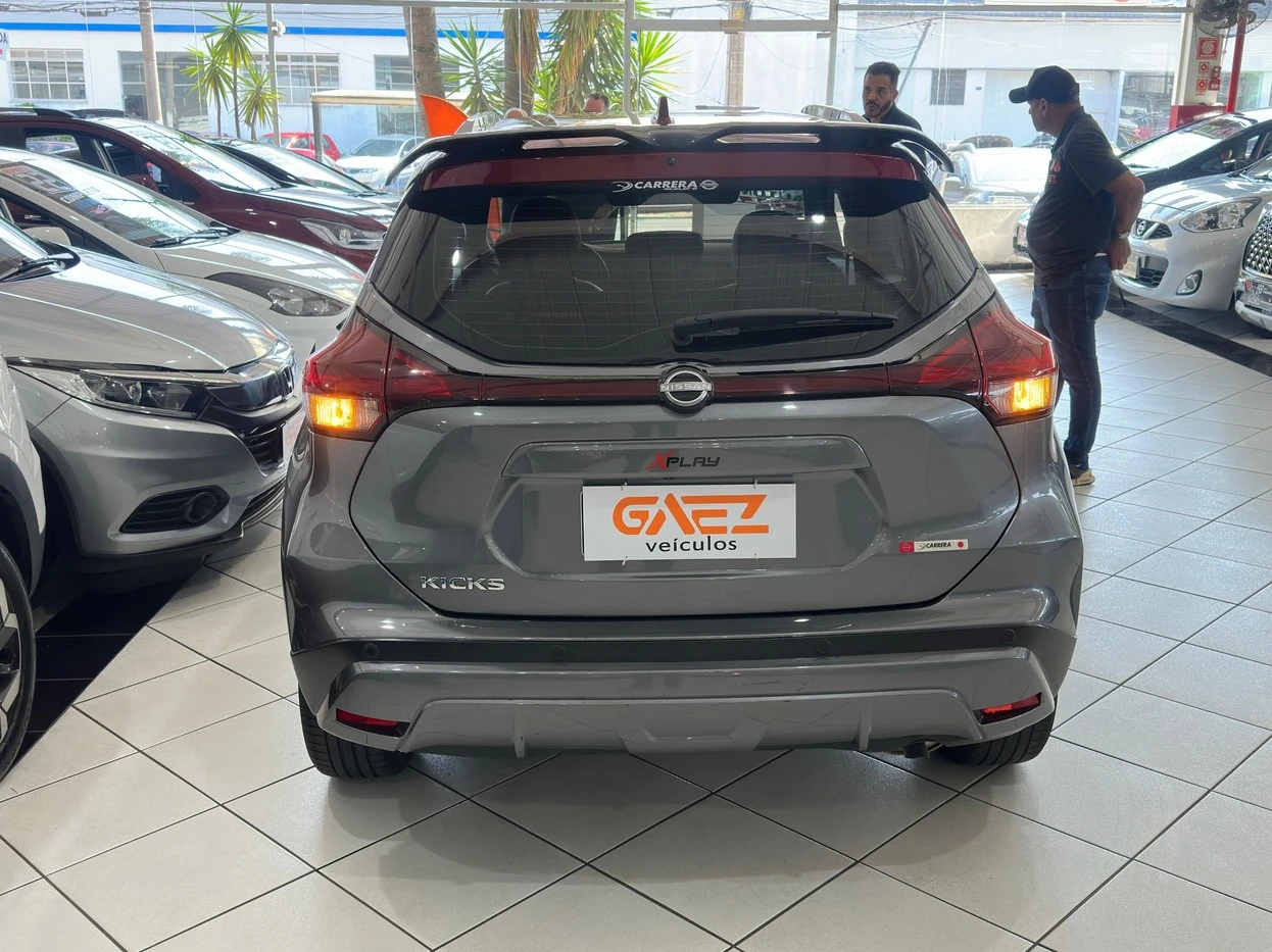 NISSAN KICKS