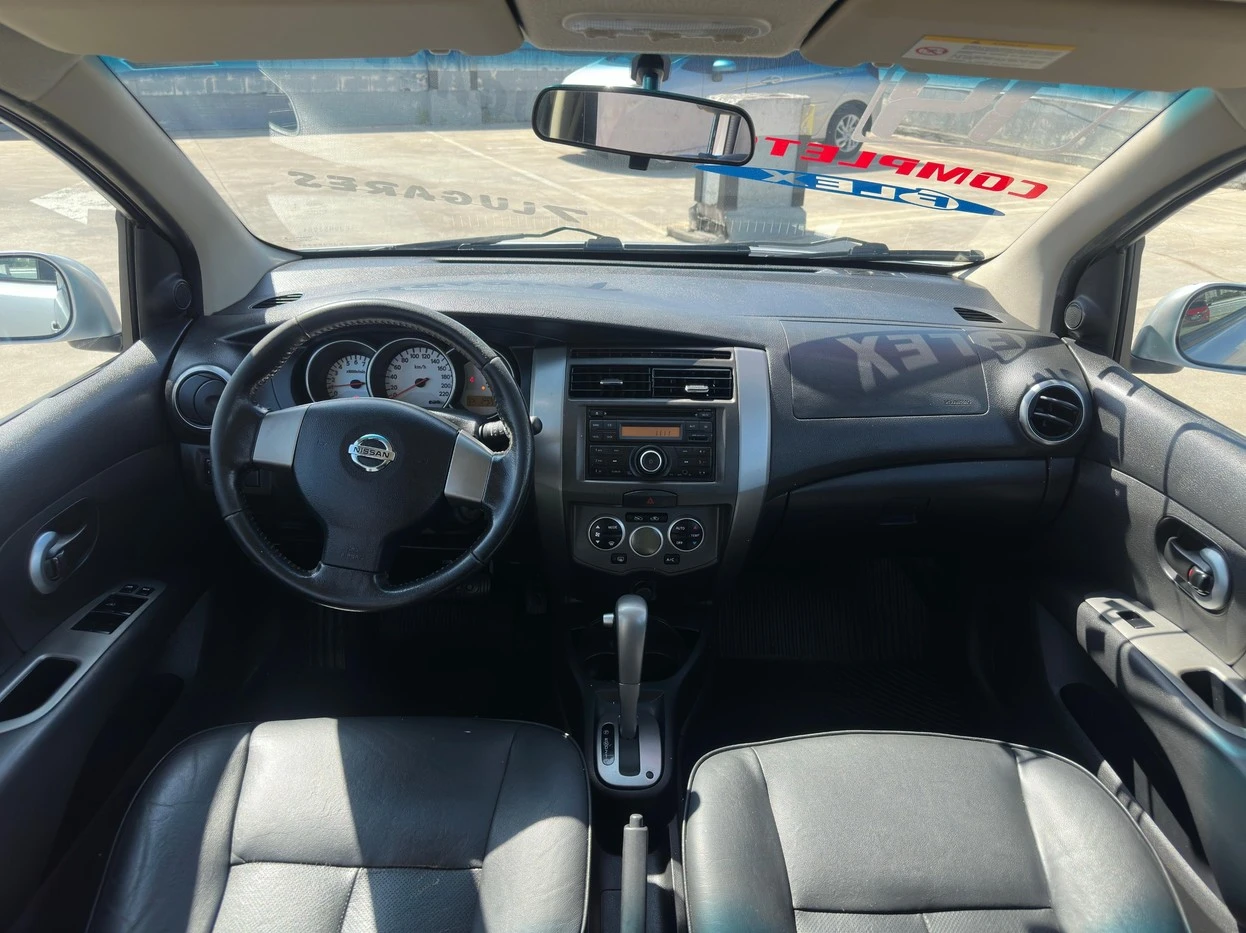 NISSAN GRAND LIVINA