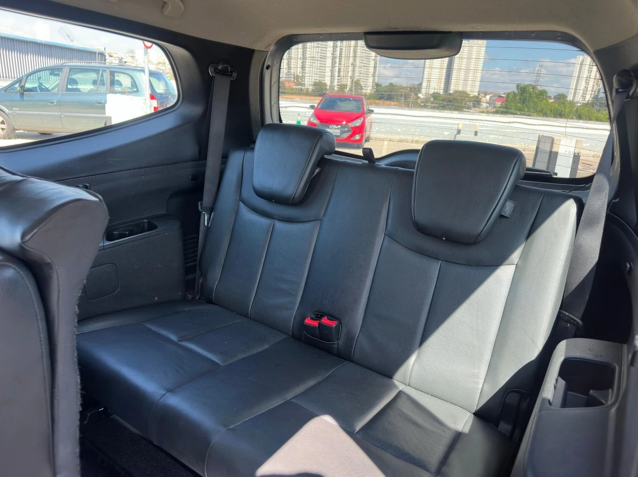 NISSAN GRAND LIVINA