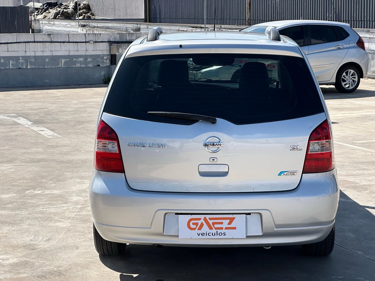 NISSAN GRAND LIVINA